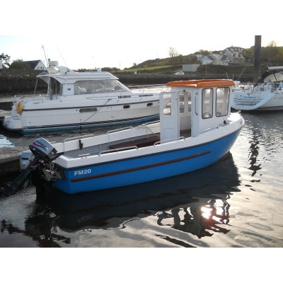 New and used boats. Maintenance and storage. Training and Cources.